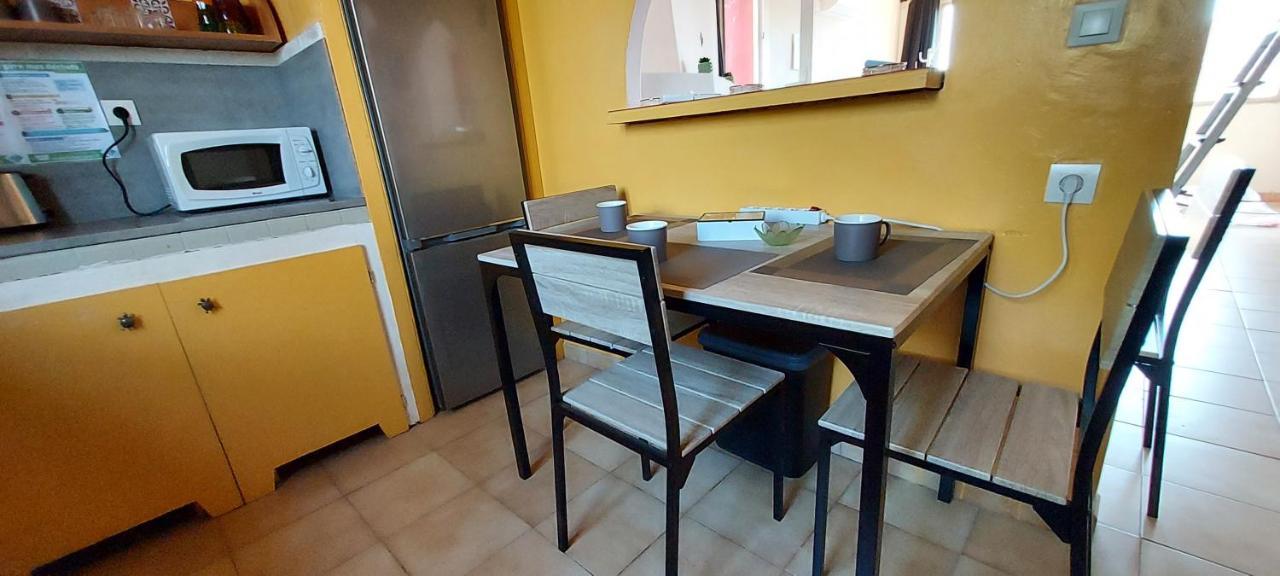 Le Barcares Logement Climatise Pour 6 Personnes, Draps Et Serviettes Non Fournis Air-Conditioned Accommodation For 6 People, Sheets And Towels Not Provided Alojamiento Con Aire Acondicionado Para 6 Personas, Sabanas Y Toallas No Incluidas Екстериор снимка
